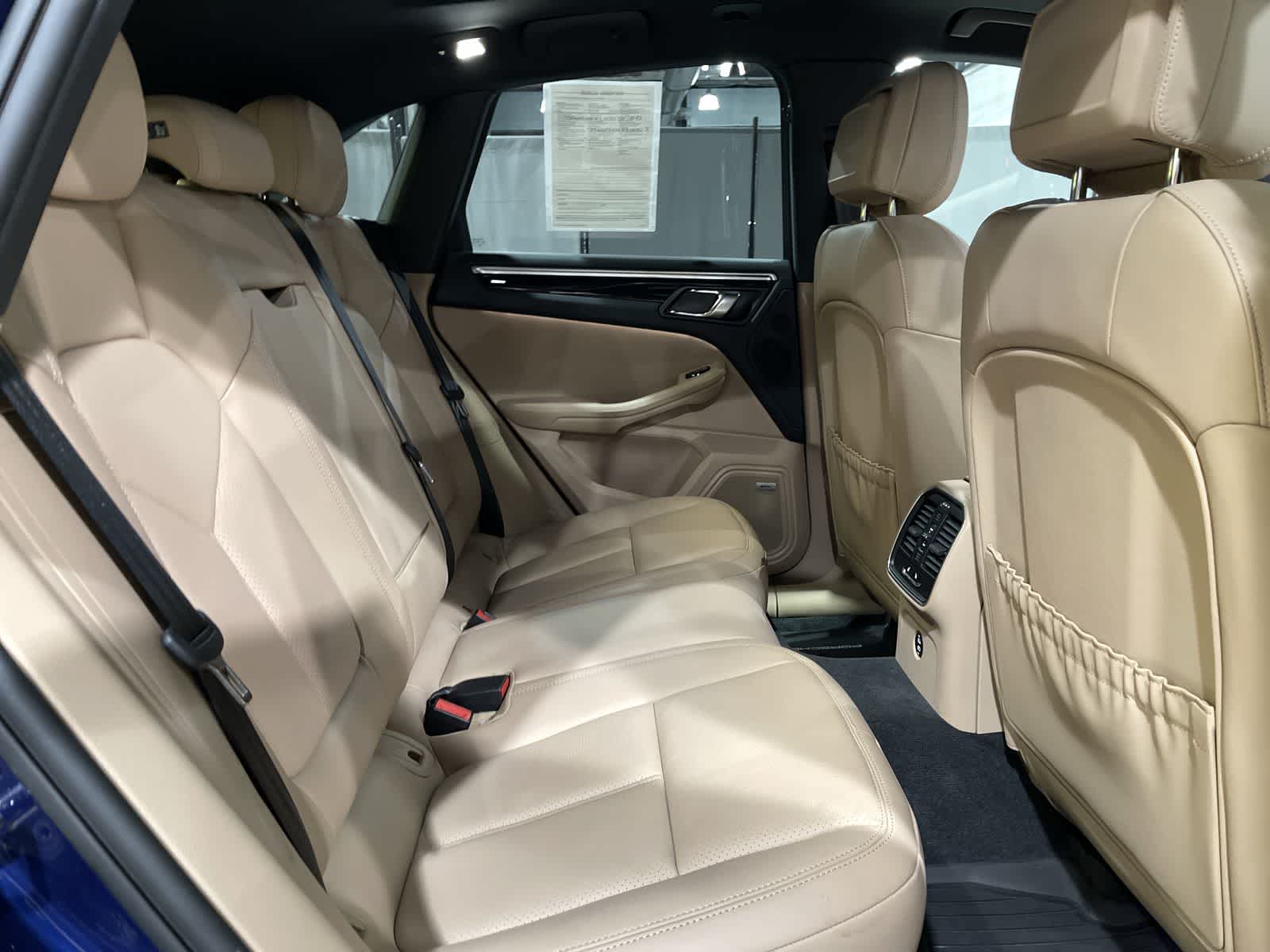 Thumbnail: 2024 Porsche Macan - 25