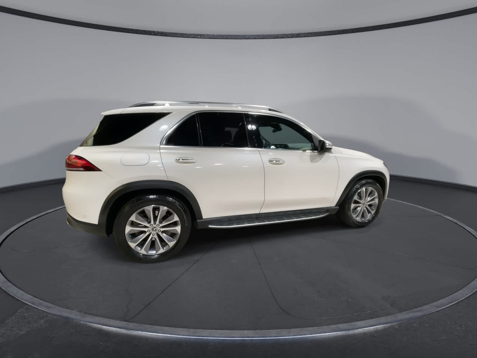 Thumbnail: 2022 Mercedes-Benz GLE - 12