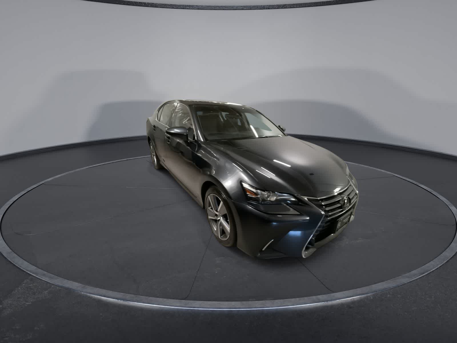 Thumbnail: 2018 Lexus GS - 3