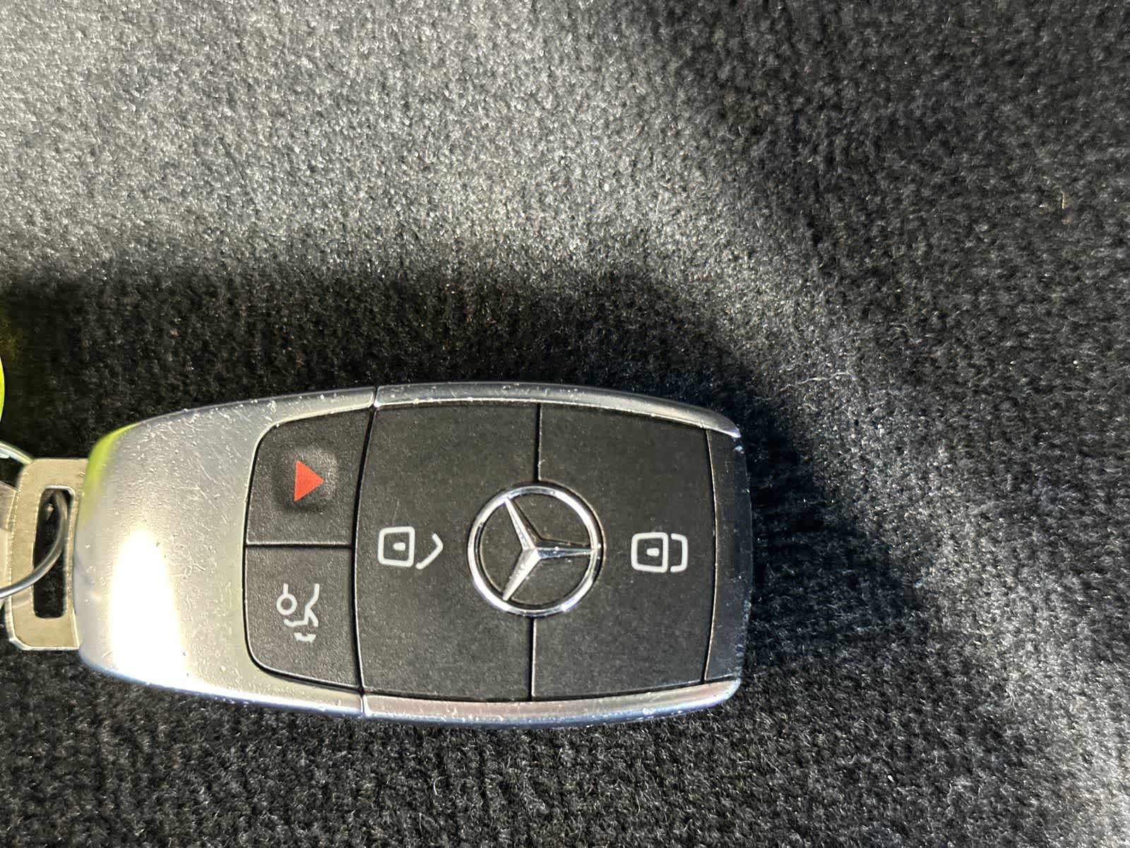 Thumbnail: 2023 Mercedes-Benz GLE - 32