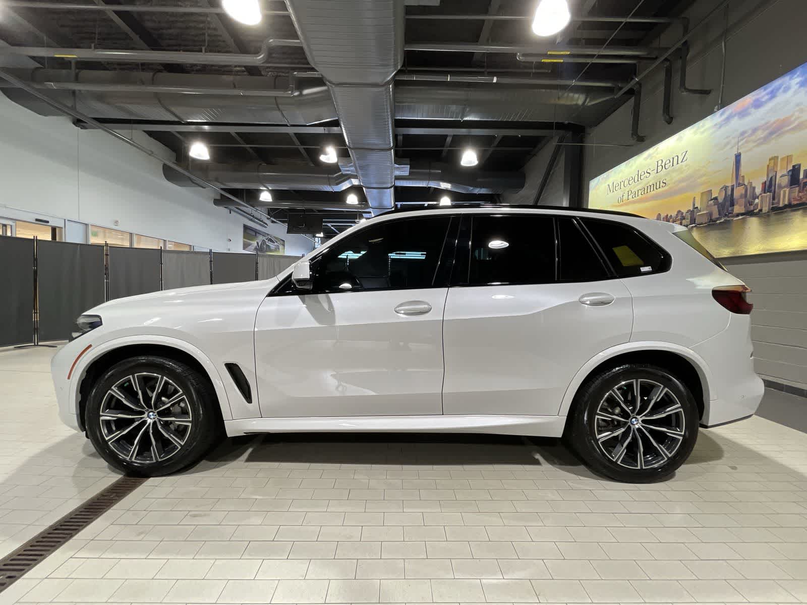Thumbnail: 2023 BMW X5 - 15