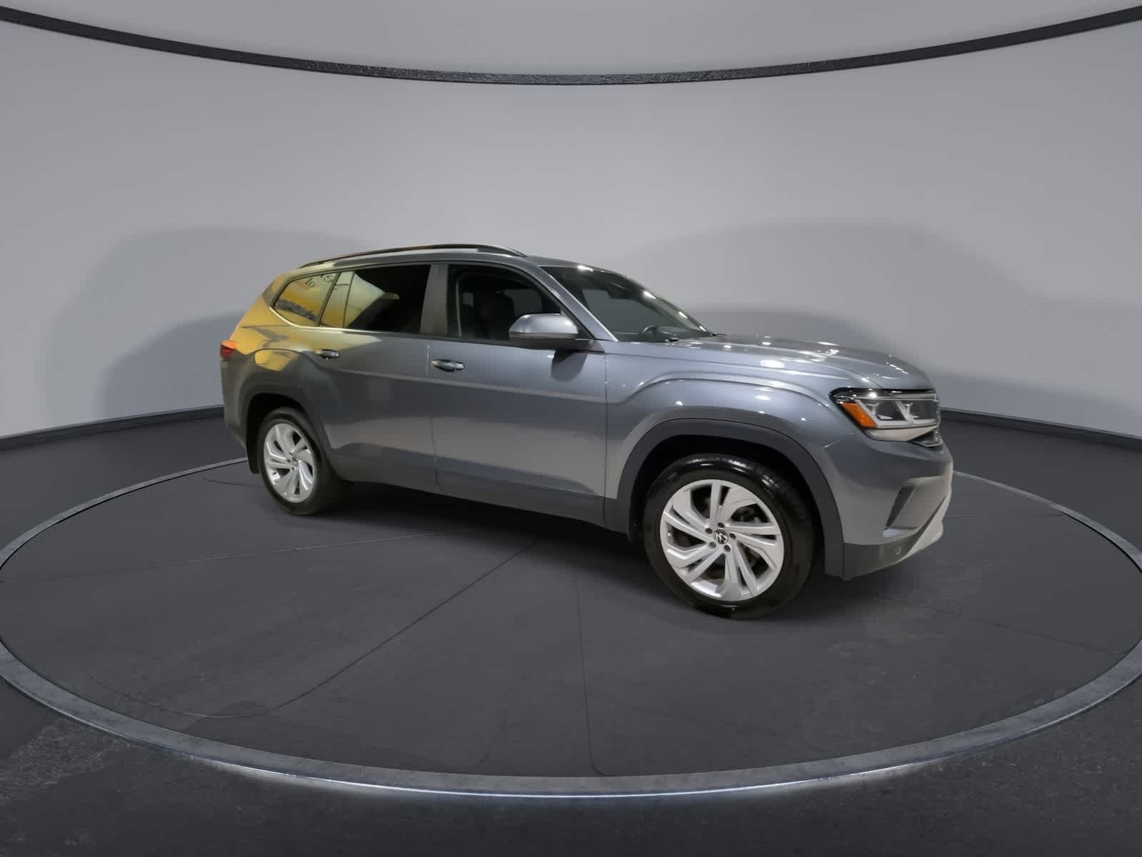 Thumbnail: 2022 Volkswagen Atlas - 2