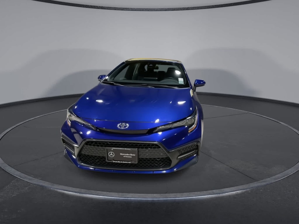 Used 2022 Toyota Corolla SE Sedan