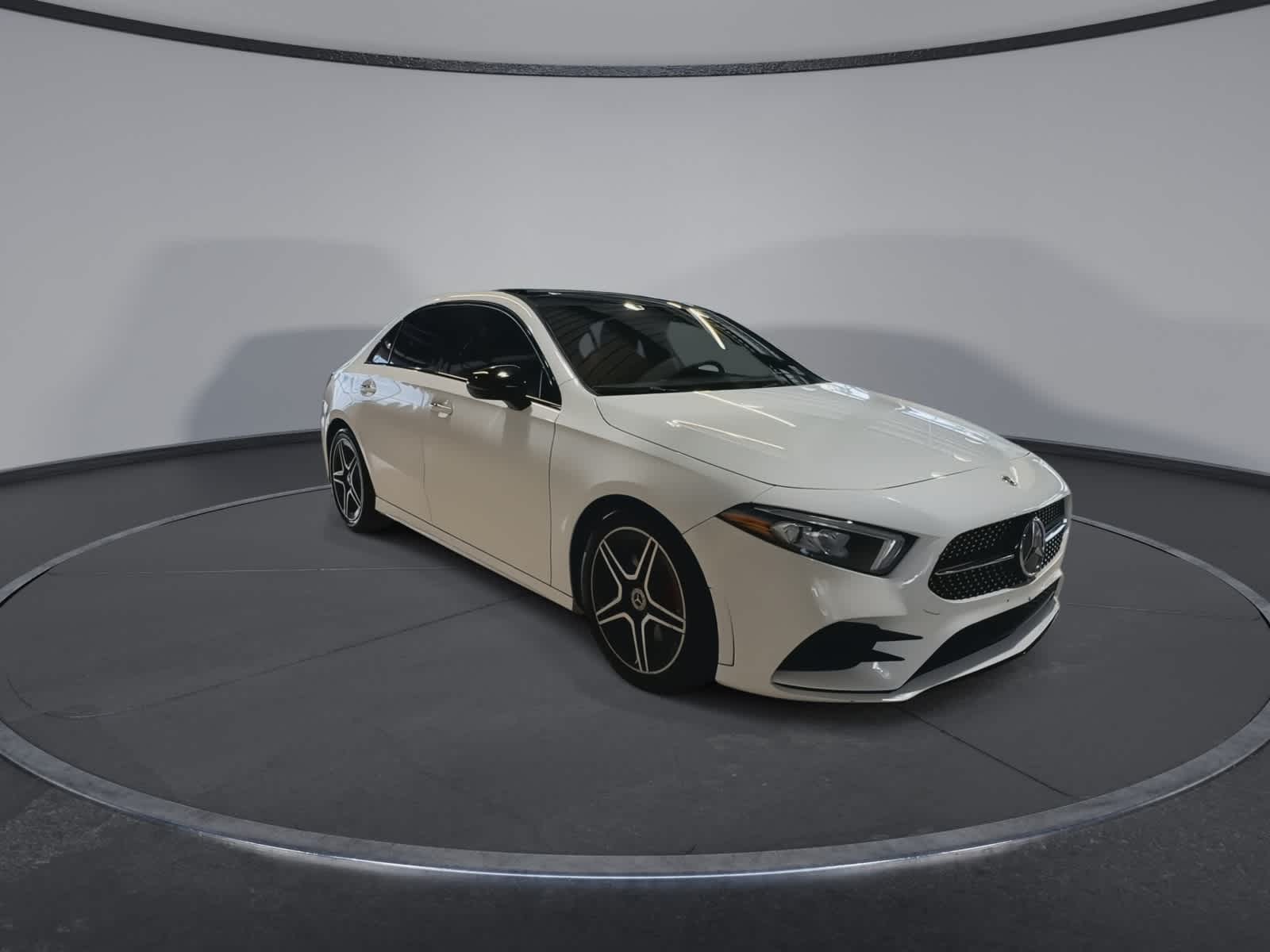 Thumbnail: 2021 Mercedes-Benz A-Class - 2