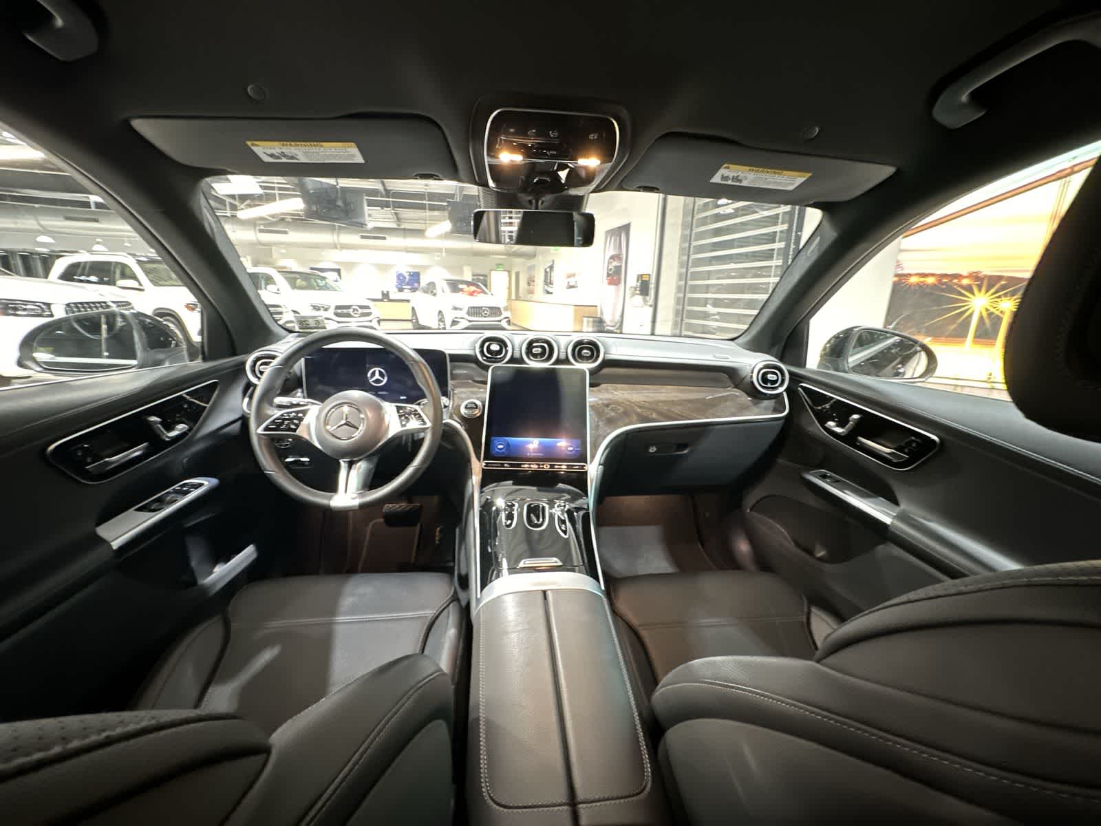 Thumbnail: 2023 Mercedes-Benz GLC - 22