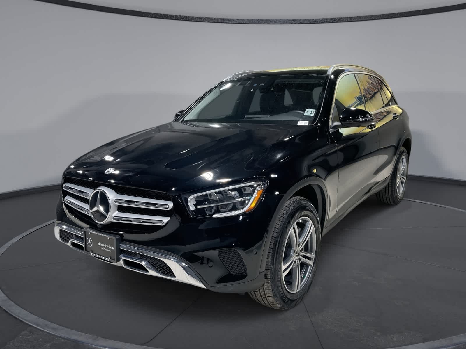 2022 Mercedes-Benz GLC GLC300's photo