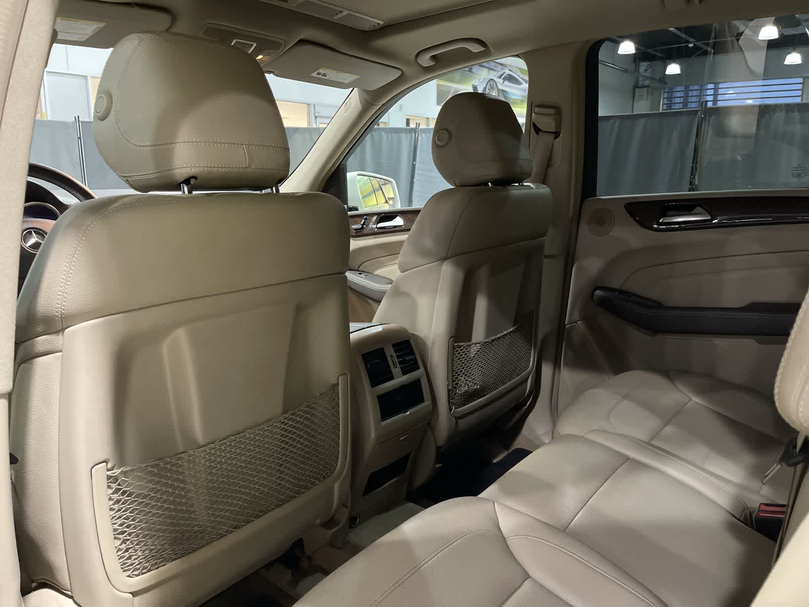 Thumbnail: 2013 Mercedes-Benz M-Class - 24