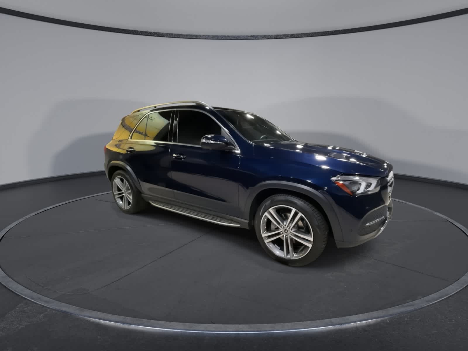 Thumbnail: 2022 Mercedes-Benz GLE - 2