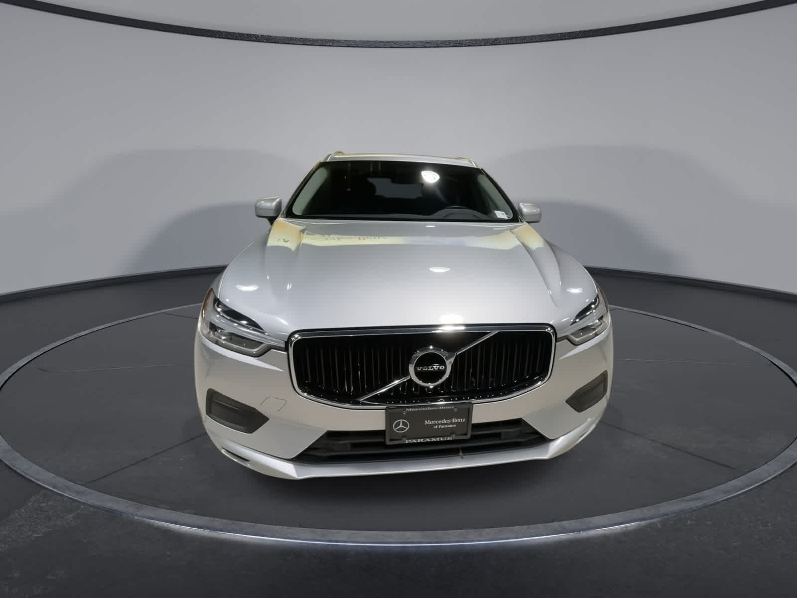 Thumbnail: 2019 Volvo XC60 - 4