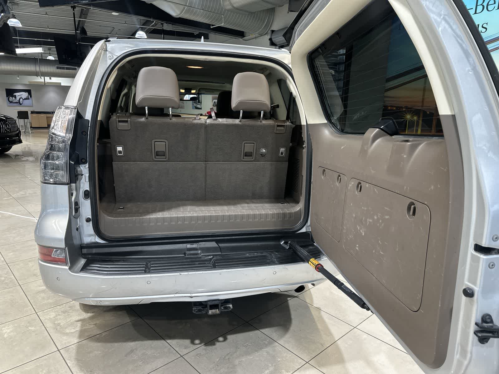 Thumbnail: 2019 Lexus GX - 31