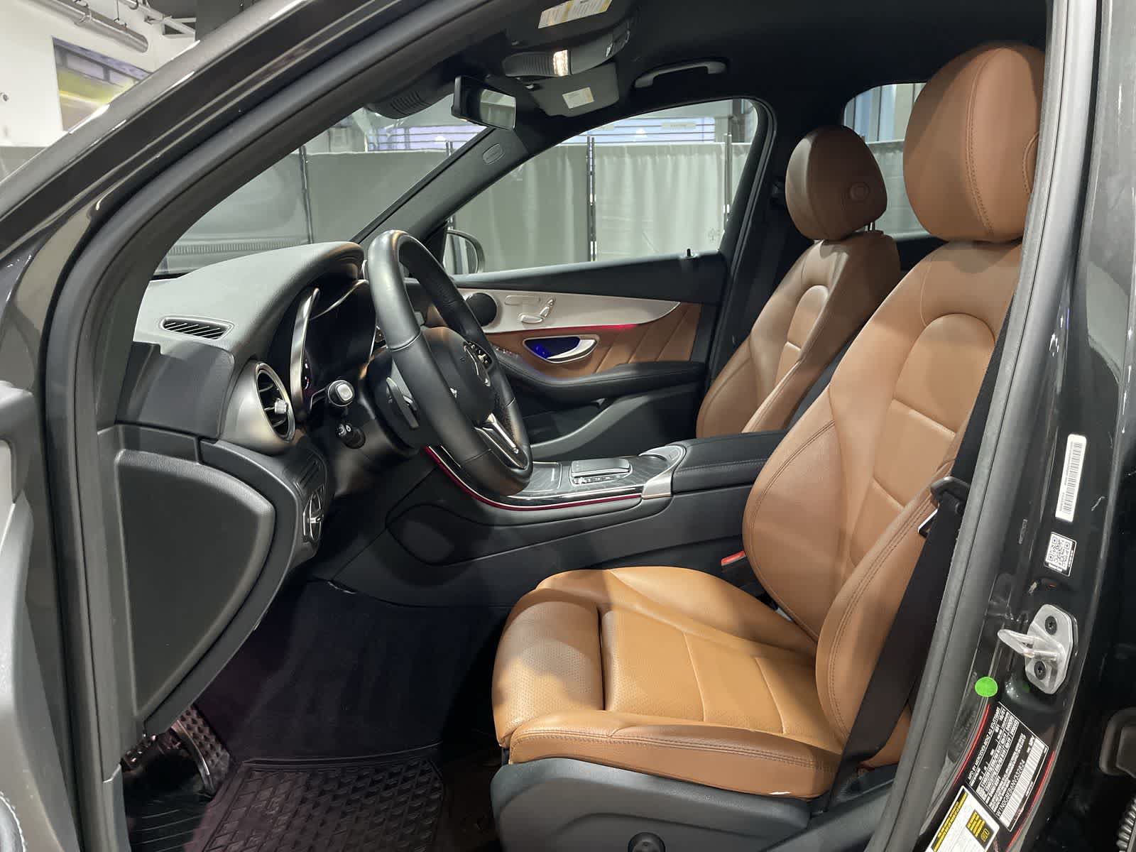 Thumbnail: 2022 Mercedes-Benz GLC - 23