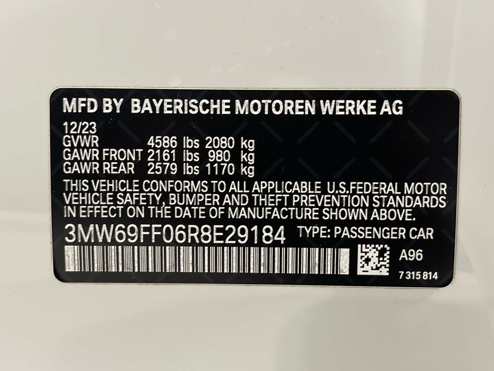 Thumbnail: 2024 BMW 3 Series - 33