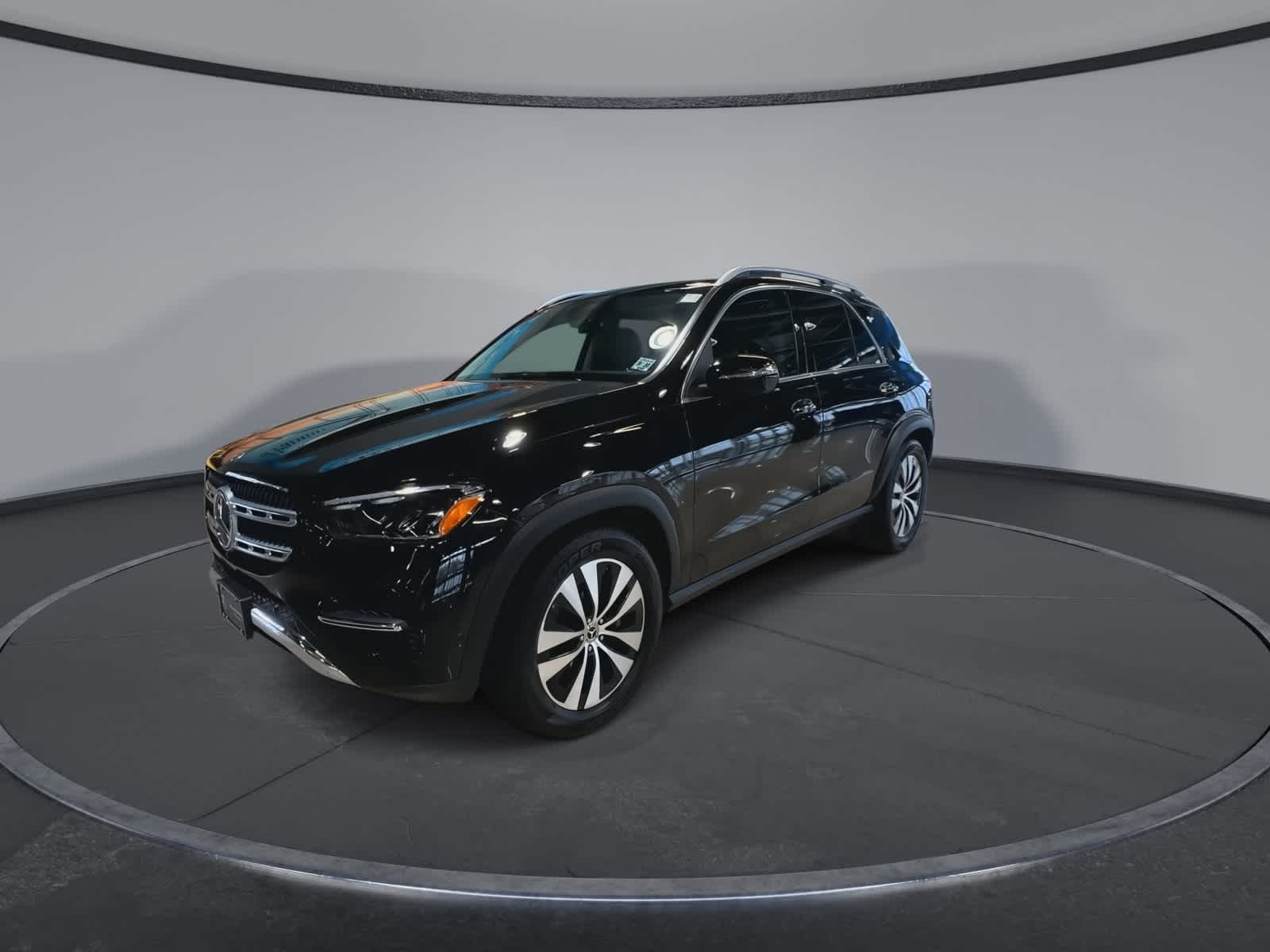 Thumbnail: 2026 Mercedes-Benz GLE - 5