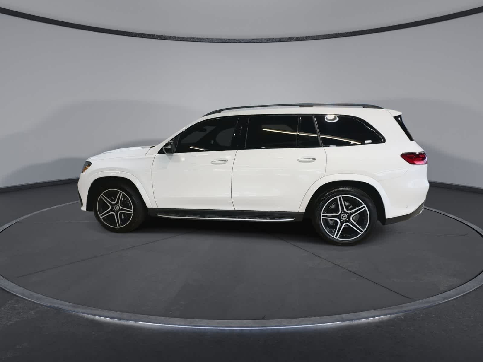Thumbnail: 2025 Mercedes-Benz GLS - 7