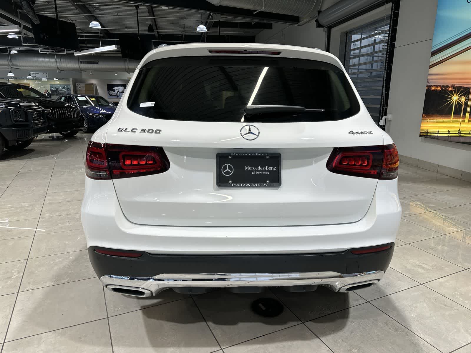 Thumbnail: 2022 Mercedes-Benz GLC - 17