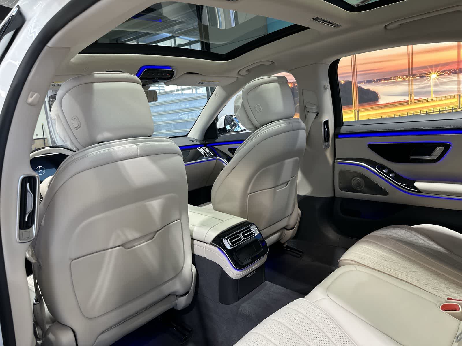 Thumbnail: 2023 Mercedes-Benz S-Class - 24