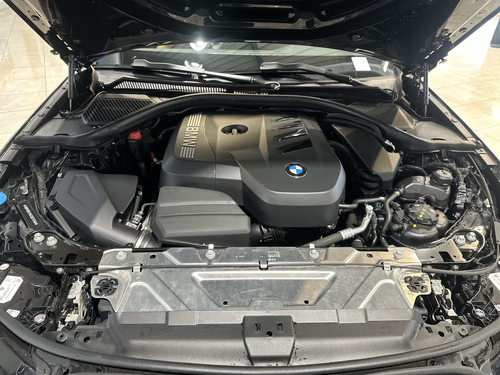 Thumbnail: 2025 BMW 3 Series - 21