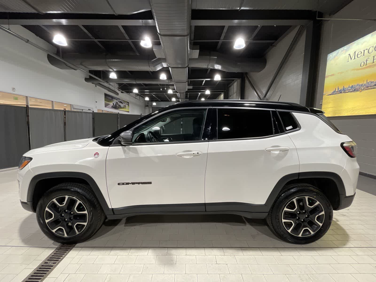 Thumbnail: 2020 Jeep Compass - 15