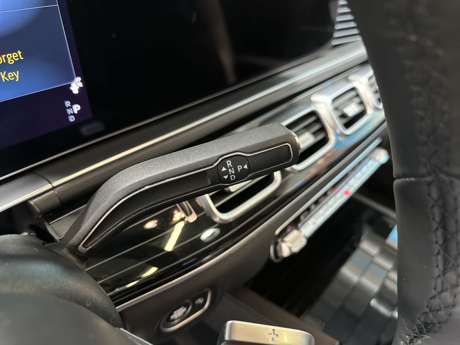 Thumbnail: 2024 Mercedes-Benz GLE - 29