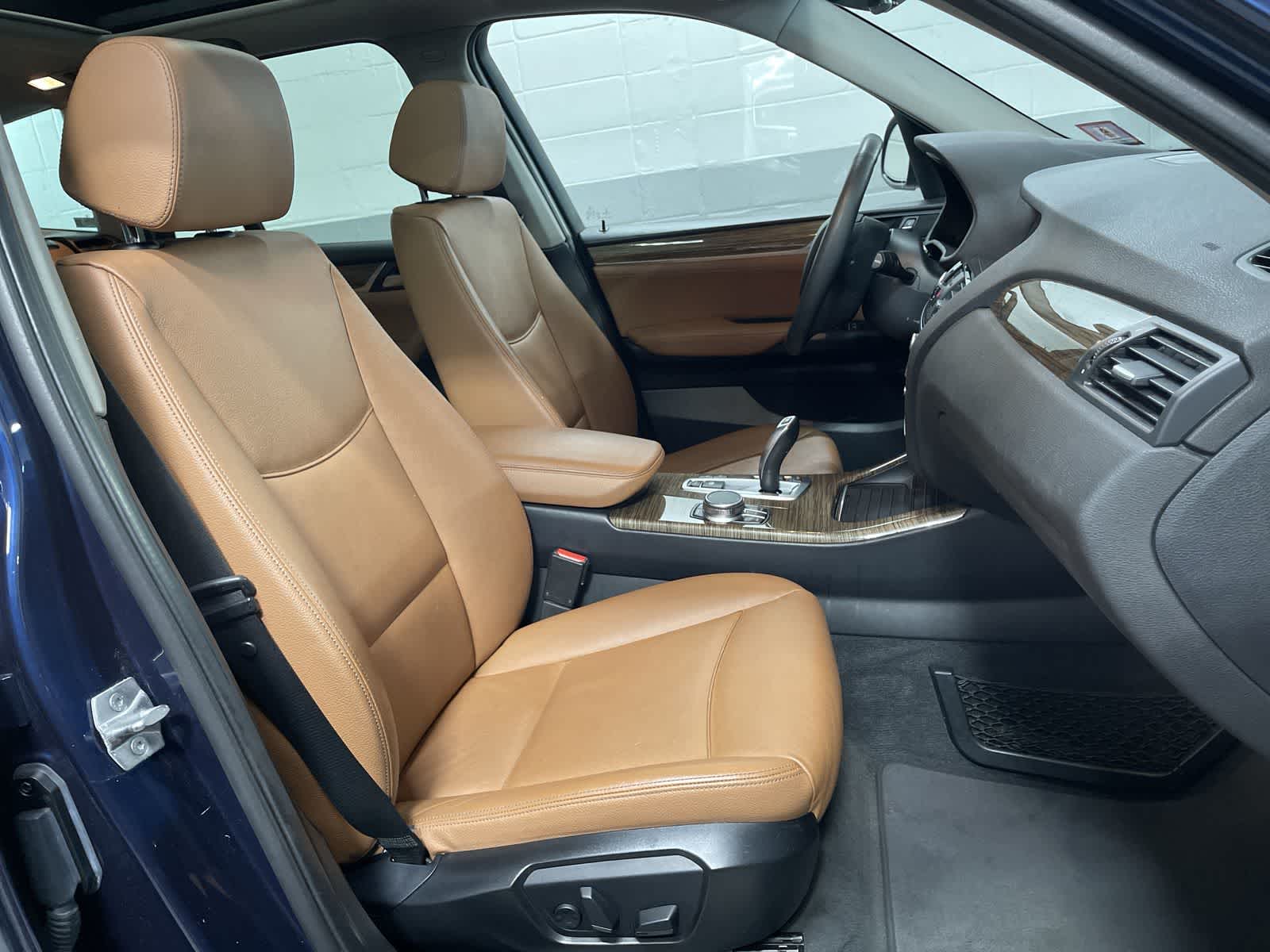 2017 BMW X3 xDrive28i 26