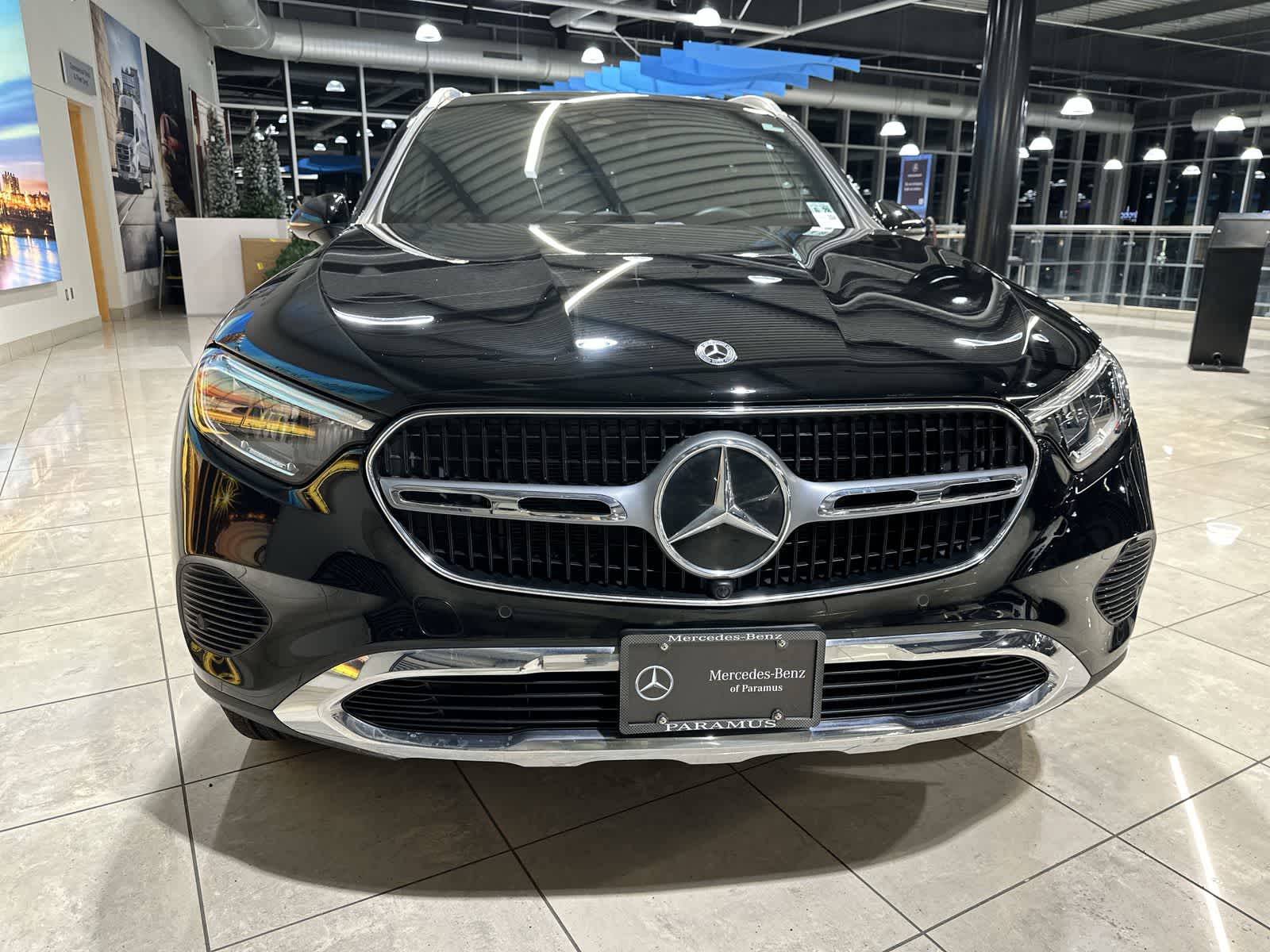 Thumbnail: 2023 Mercedes-Benz GLC - 18