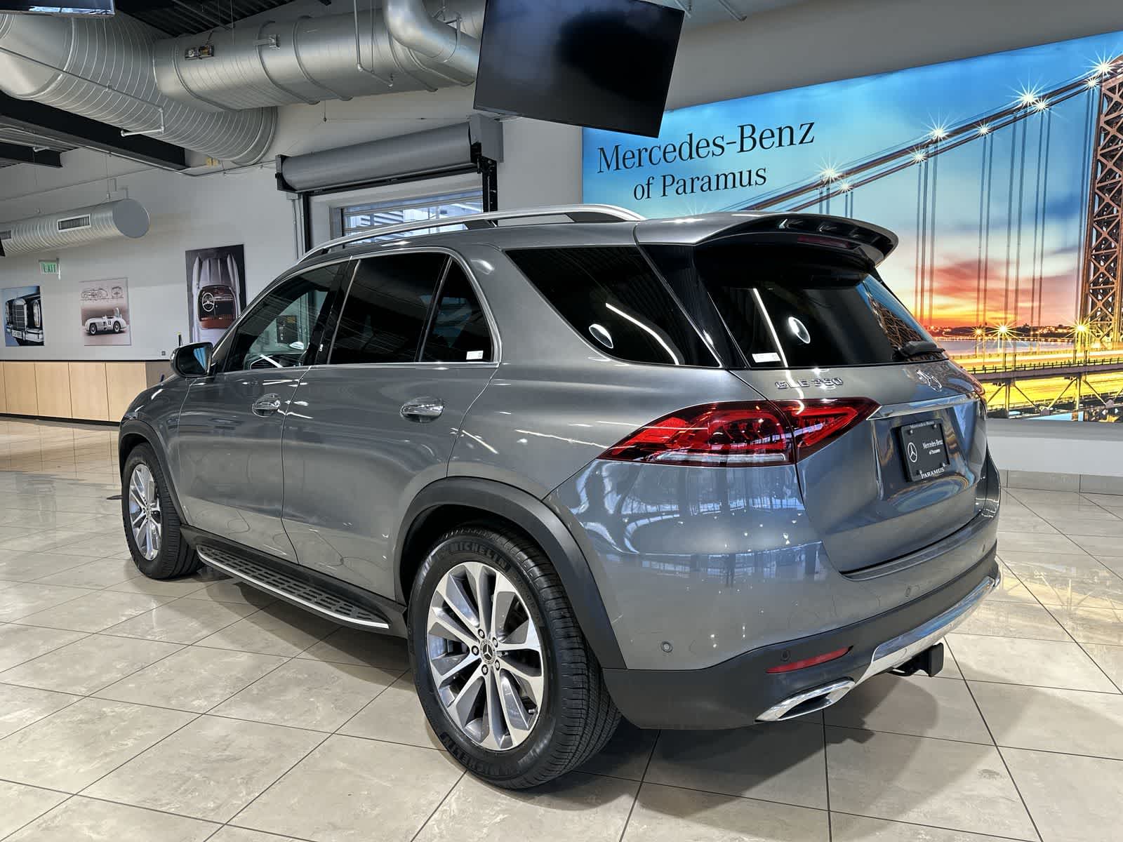 Thumbnail: 2022 Mercedes-Benz GLE - 16