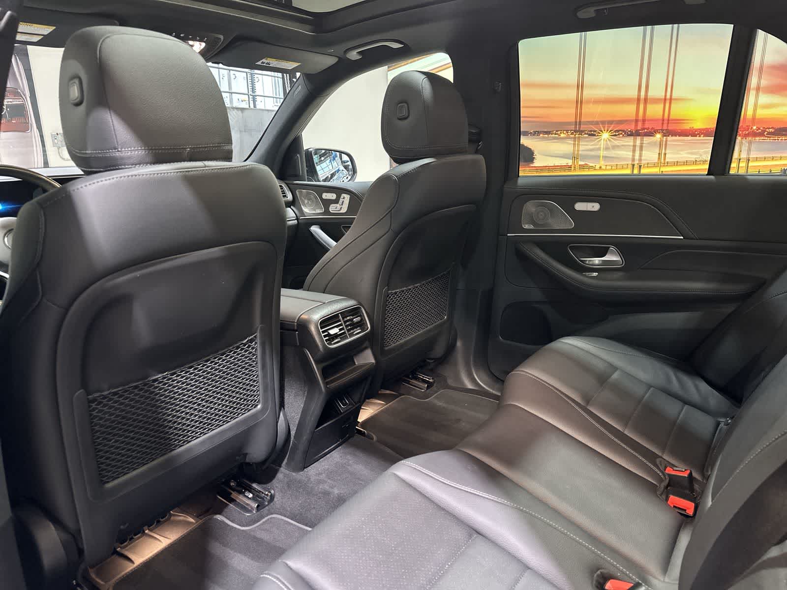 Thumbnail: 2023 Mercedes-Benz GLE - 24