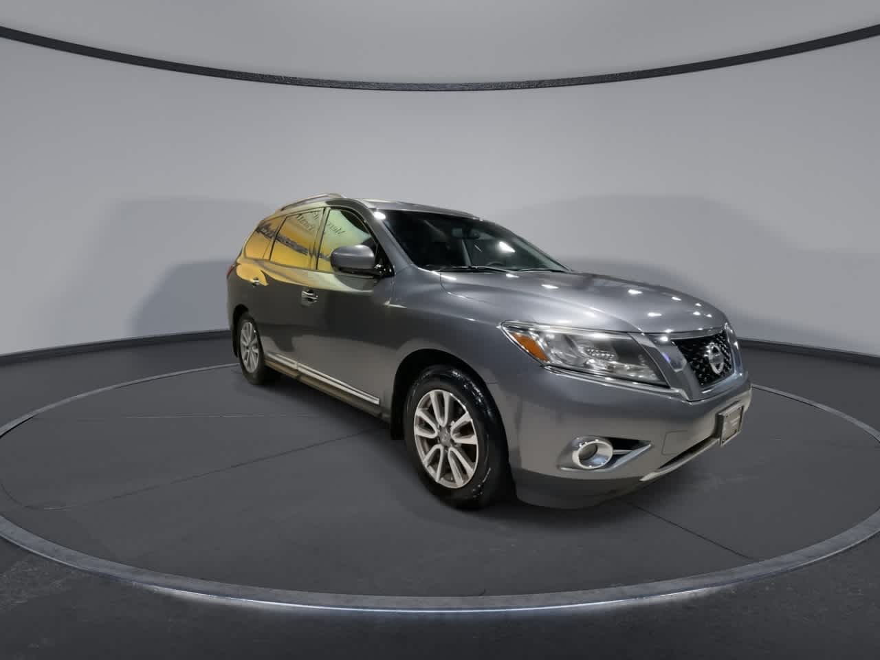 Thumbnail: 2015 Nissan Pathfinder - 3