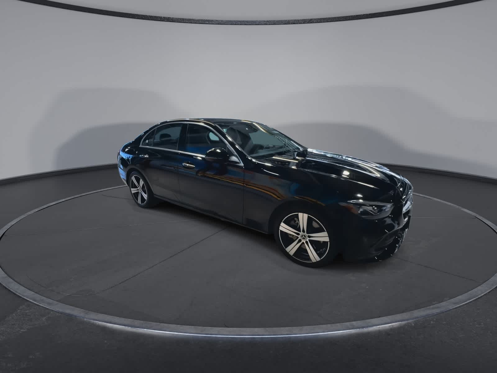 Thumbnail: 2025 Mercedes-Benz C-Class - 2