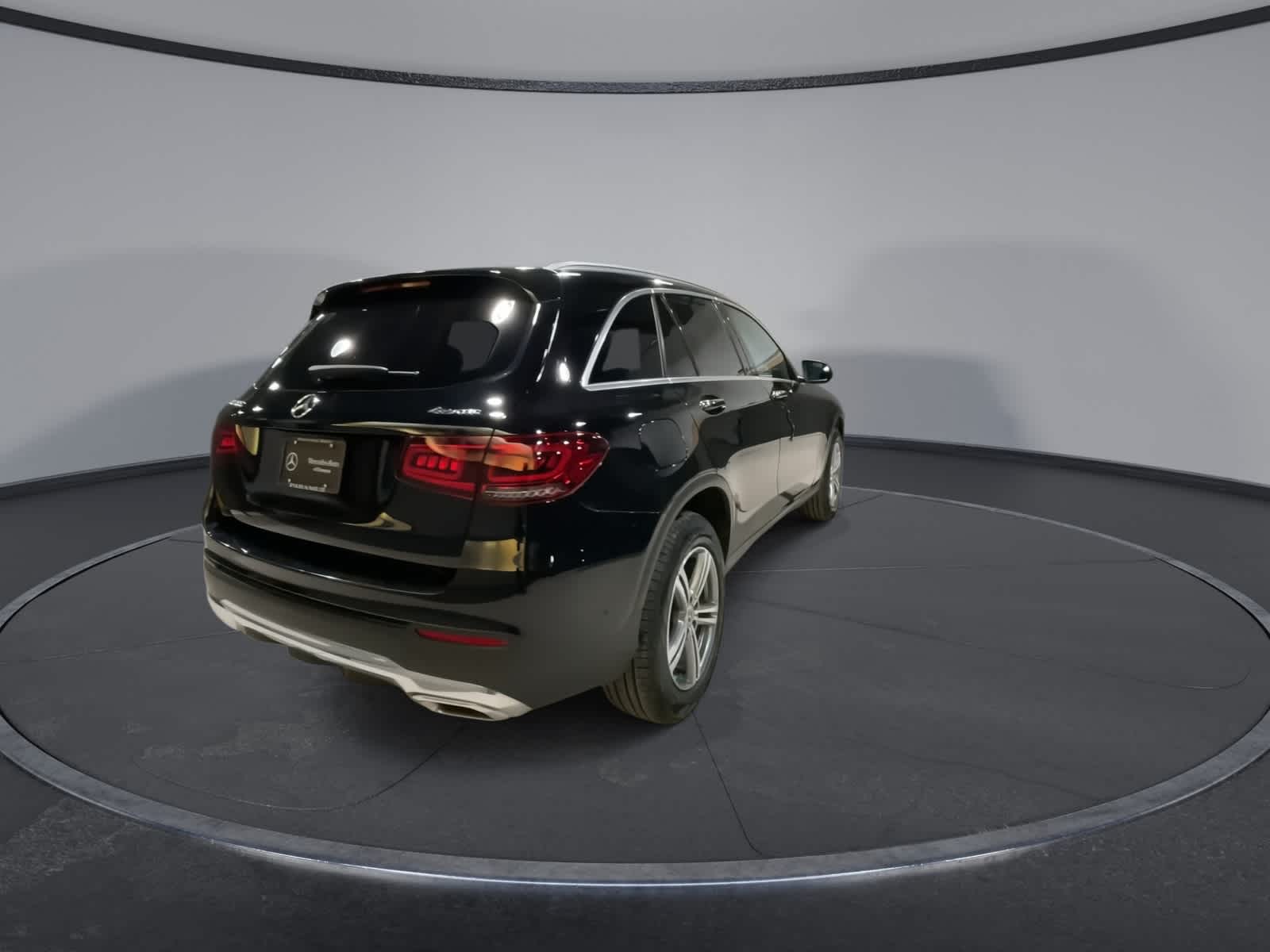 Thumbnail: 2022 Mercedes-Benz GLC - 11