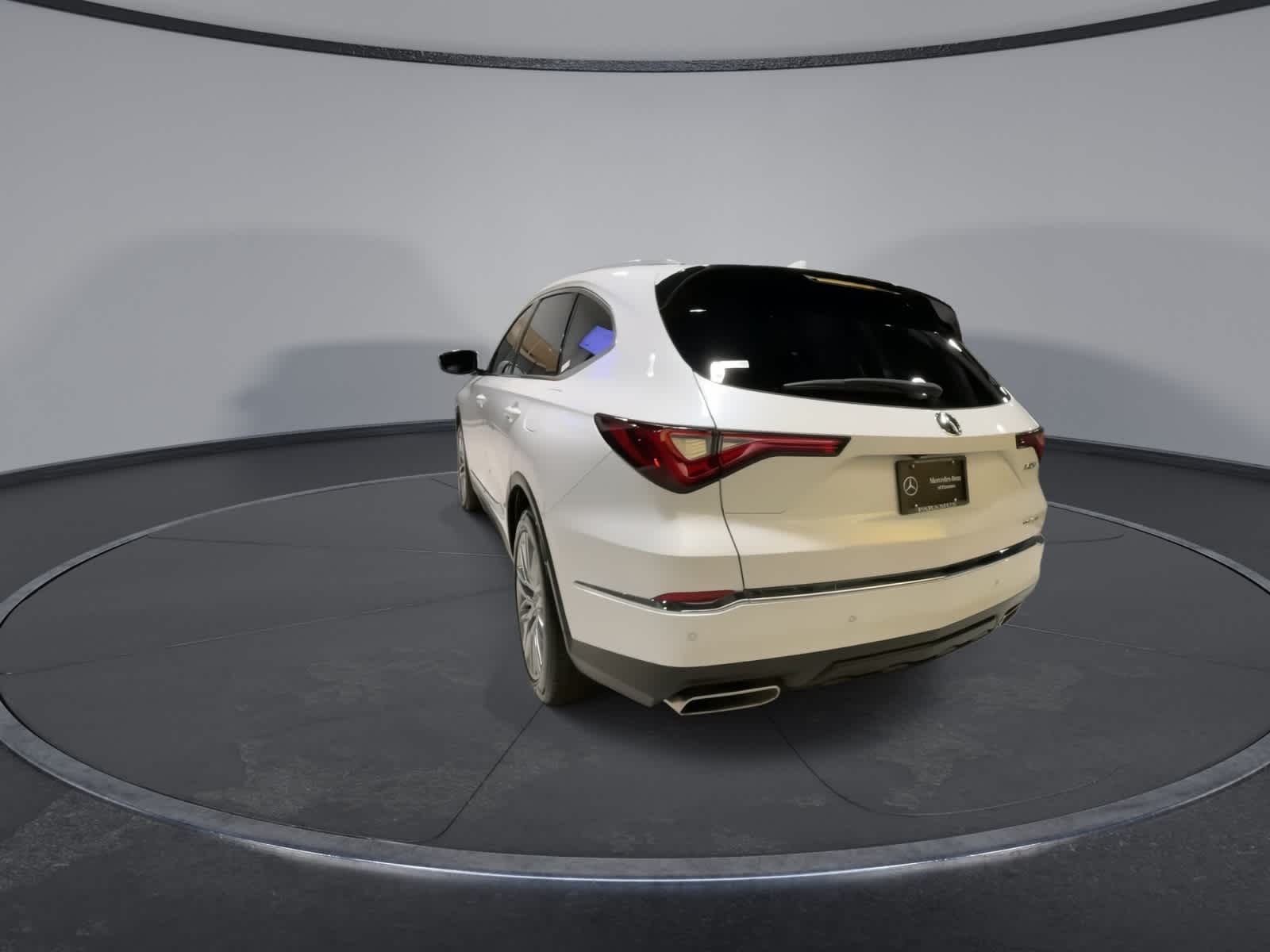 Thumbnail: 2023 Acura MDX - 9