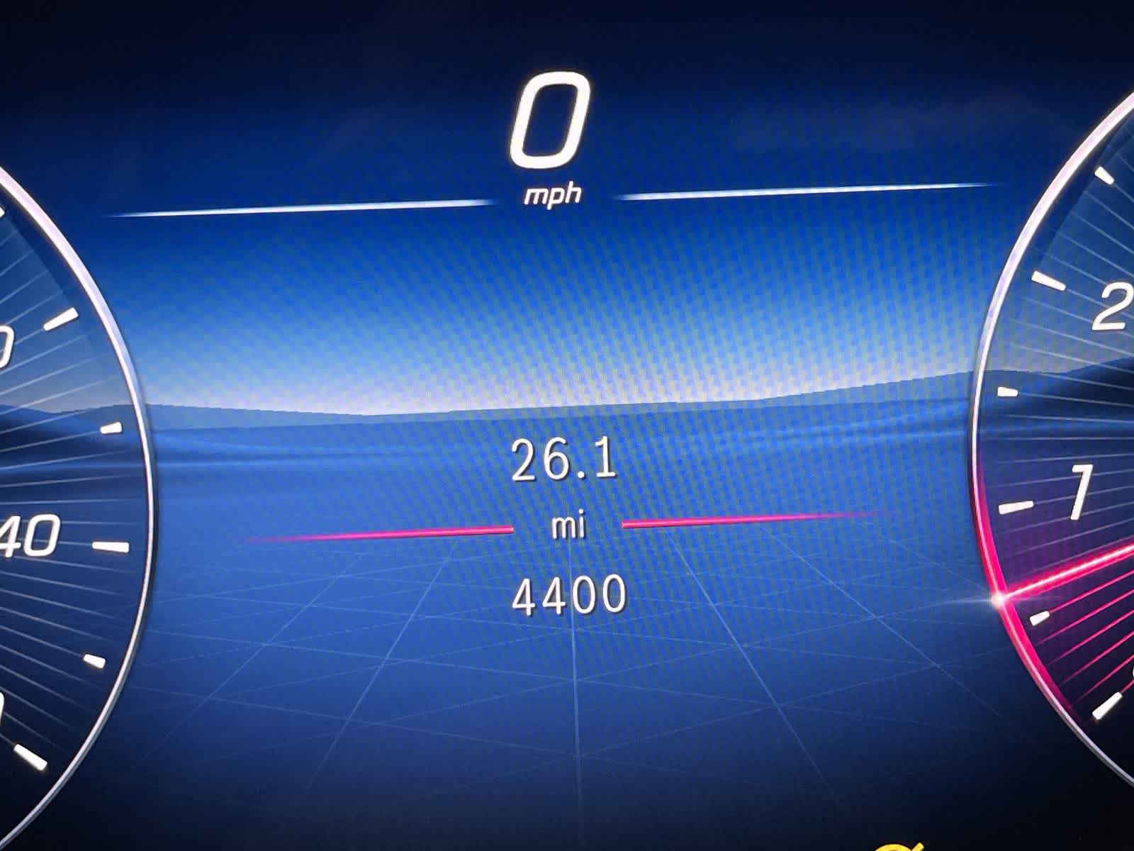 Thumbnail: 2025 Mercedes-Benz GLC - 30