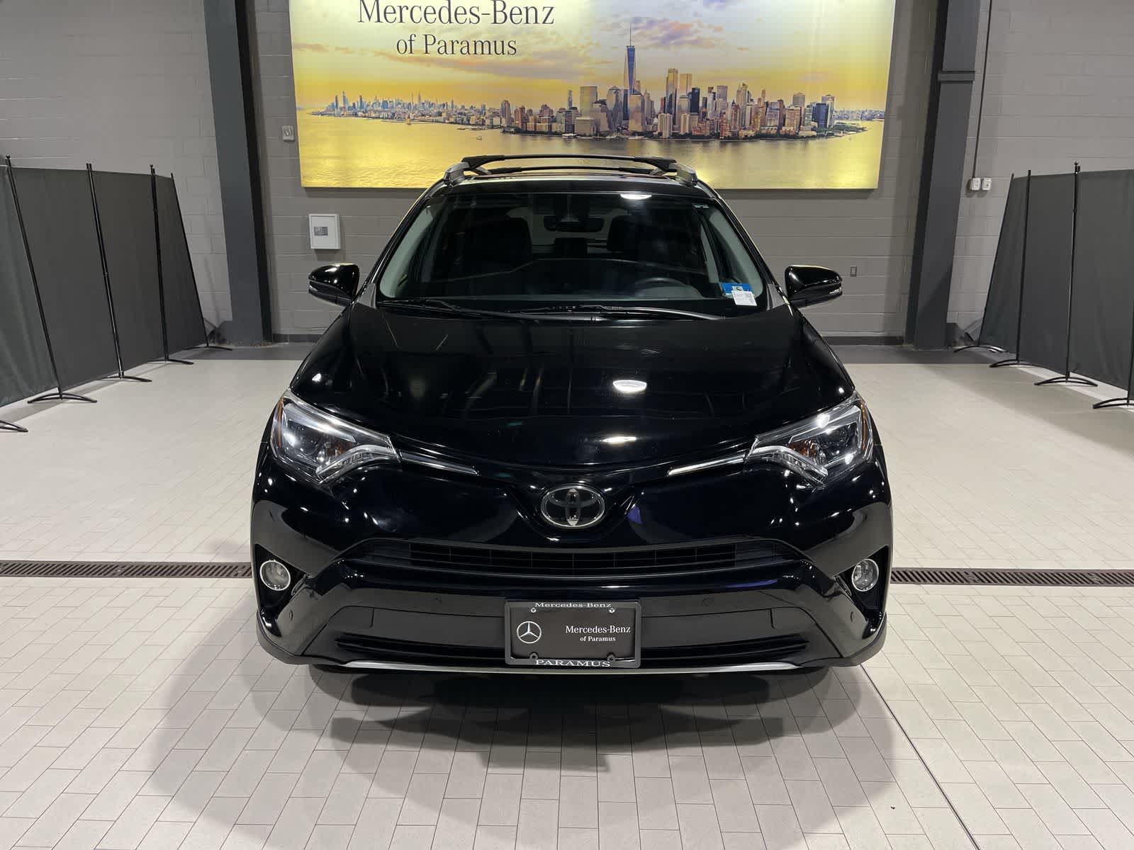 Thumbnail: 2016 Toyota RAV4 - 18