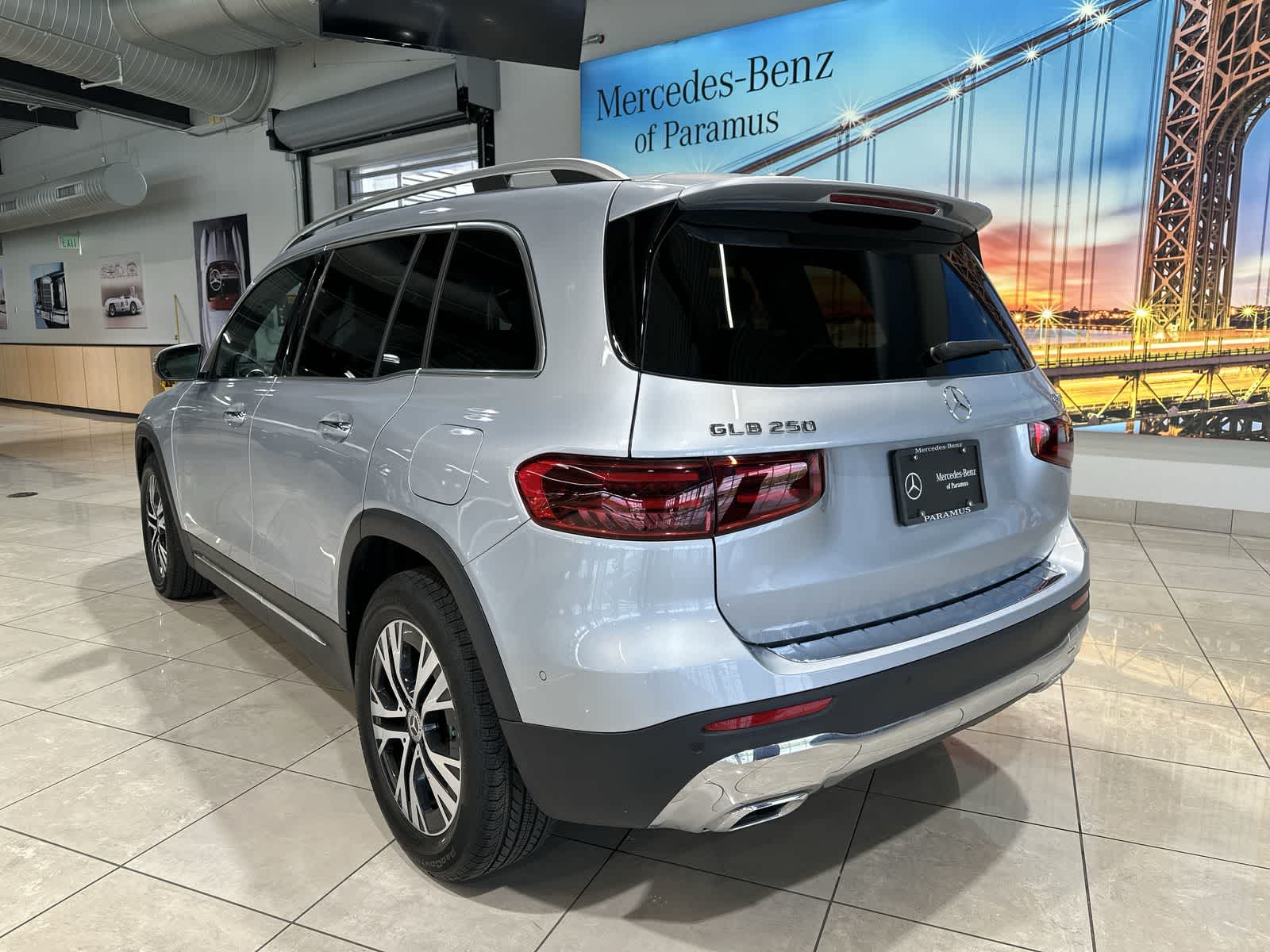Thumbnail: 2026 Mercedes-Benz GLB - 16