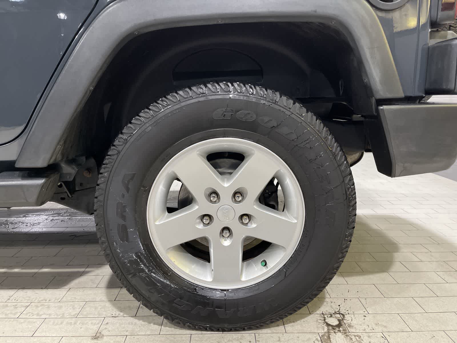 Thumbnail: 2016 Jeep Wrangler - 20