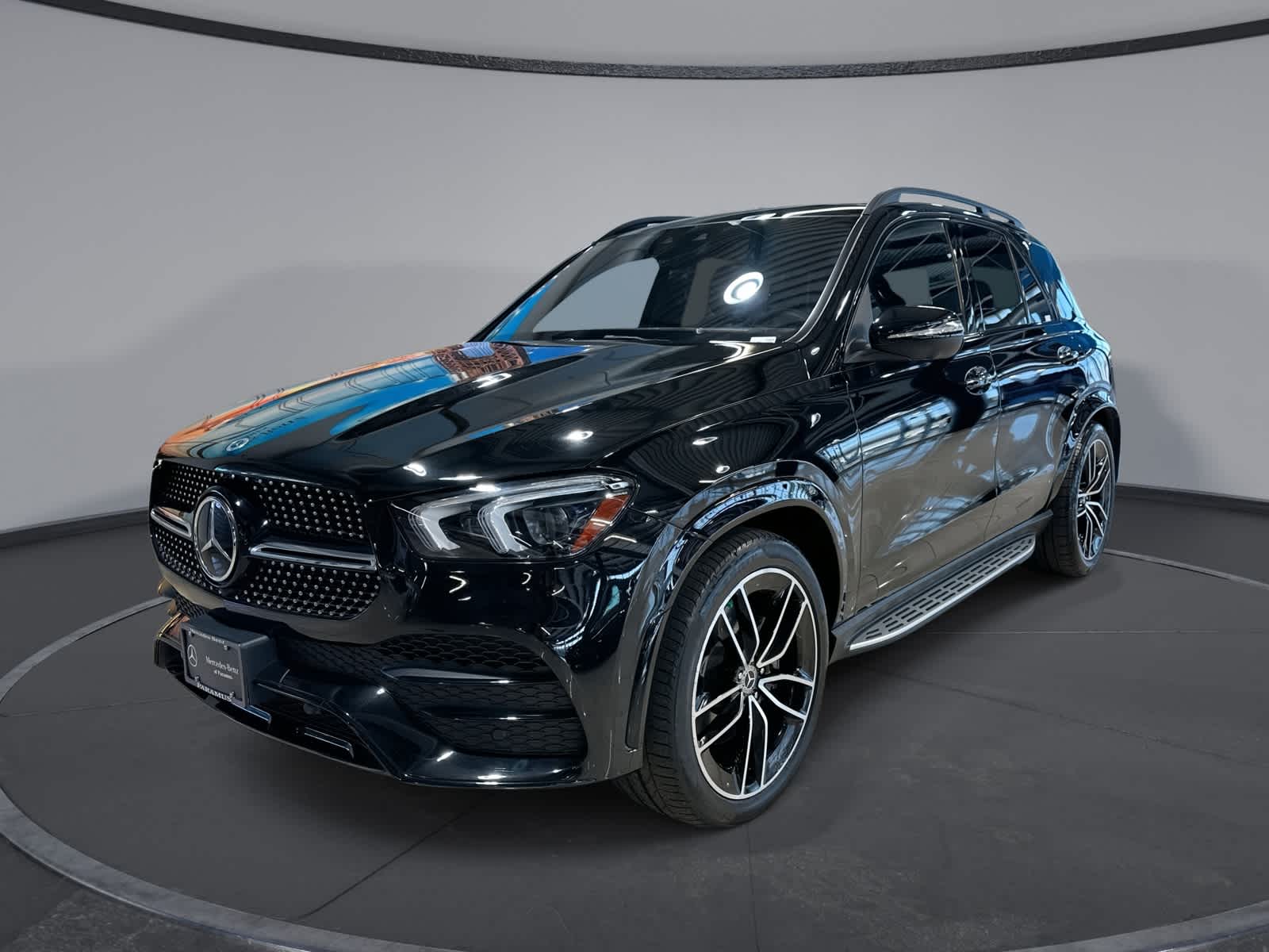 Thumbnail: 2021 Mercedes-Benz GLE - 1