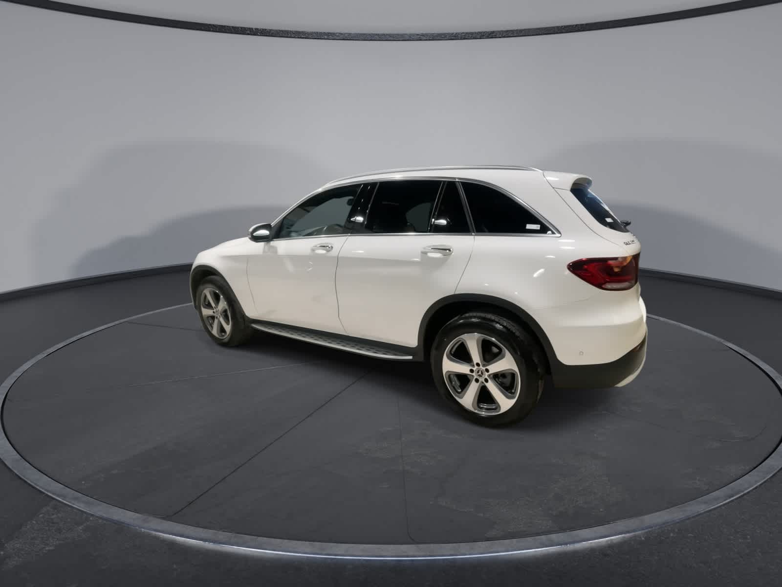 Thumbnail: 2022 Mercedes-Benz GLC - 8