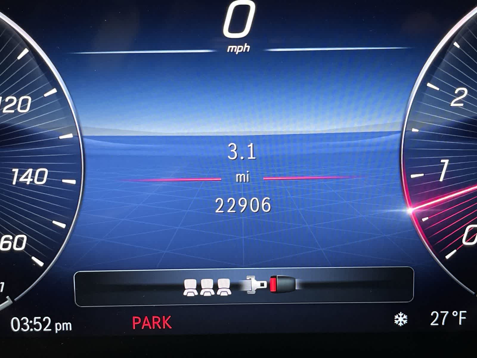 Thumbnail: 2023 Mercedes-Benz C-Class - 30