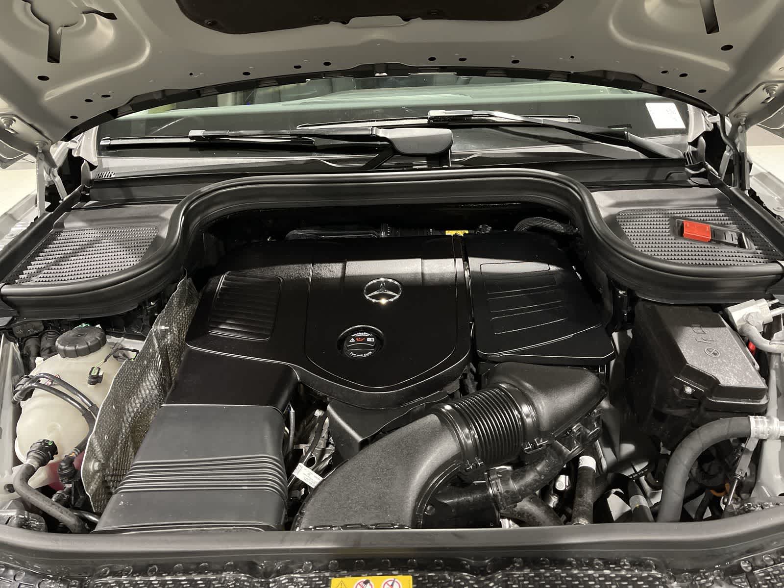 Thumbnail: 2025 Mercedes-Benz GLE - 21