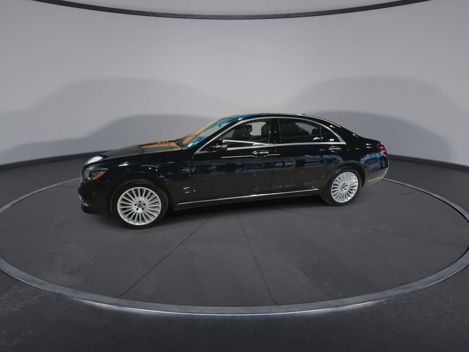 Thumbnail: 2018 Mercedes-Benz S-Class - 6