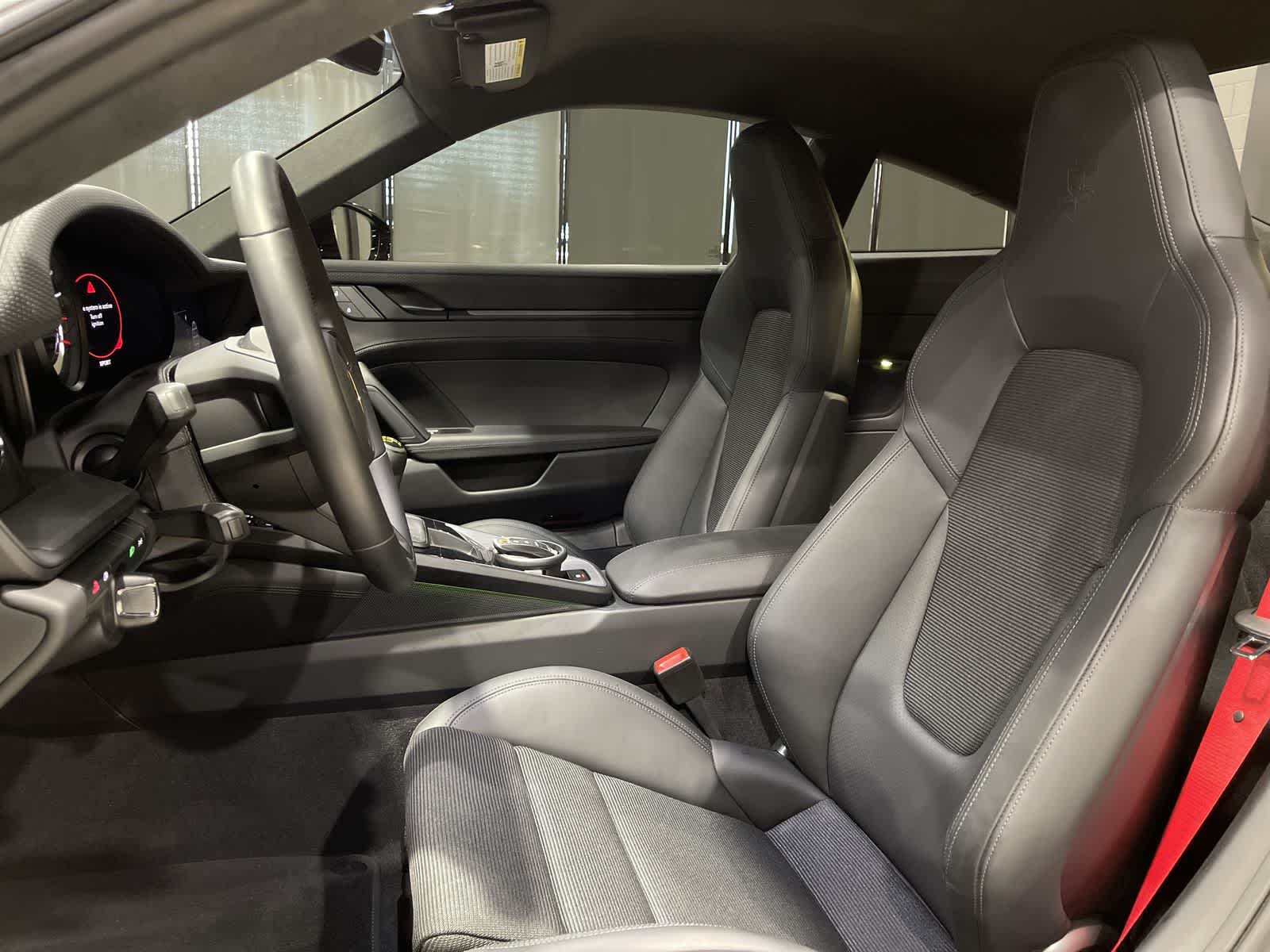 Thumbnail: 2023 Porsche 911 - 22