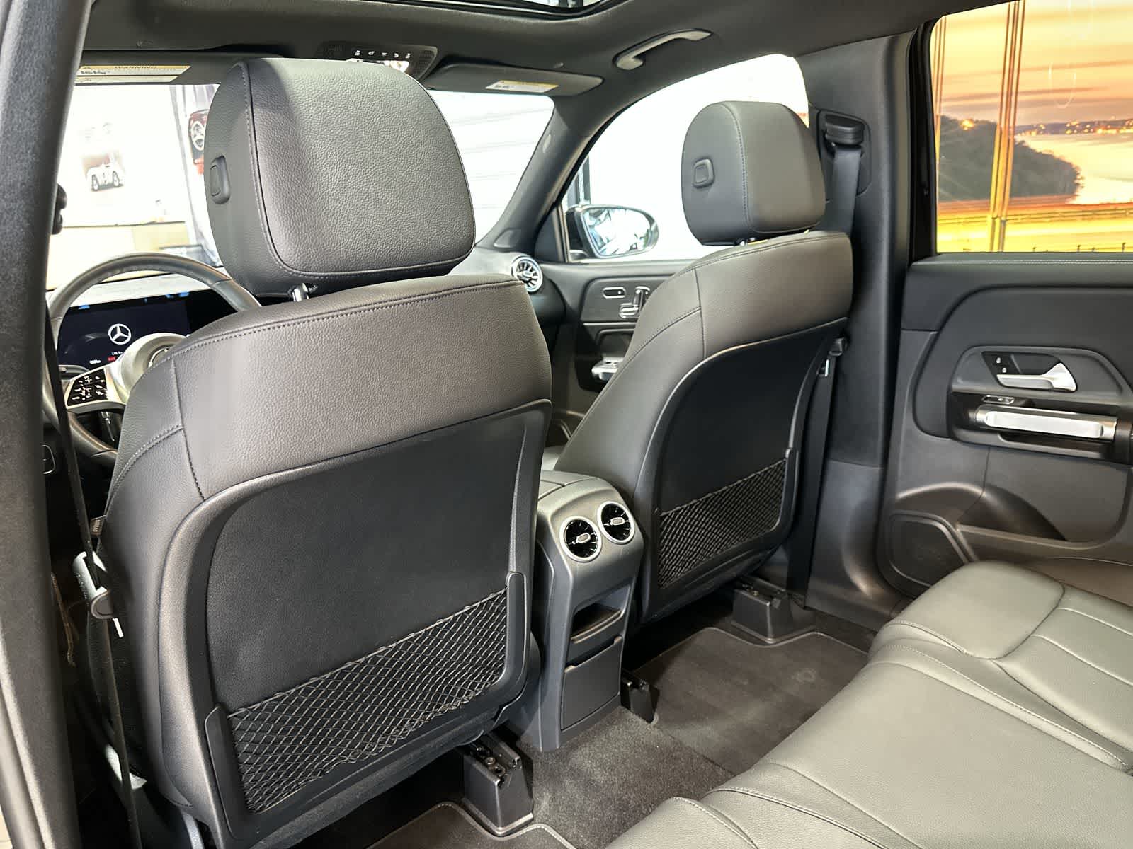 Thumbnail: 2025 Mercedes-Benz GLB - 24