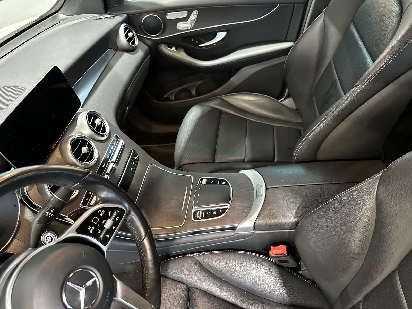 Thumbnail: 2022 Mercedes-Benz GLC - 28