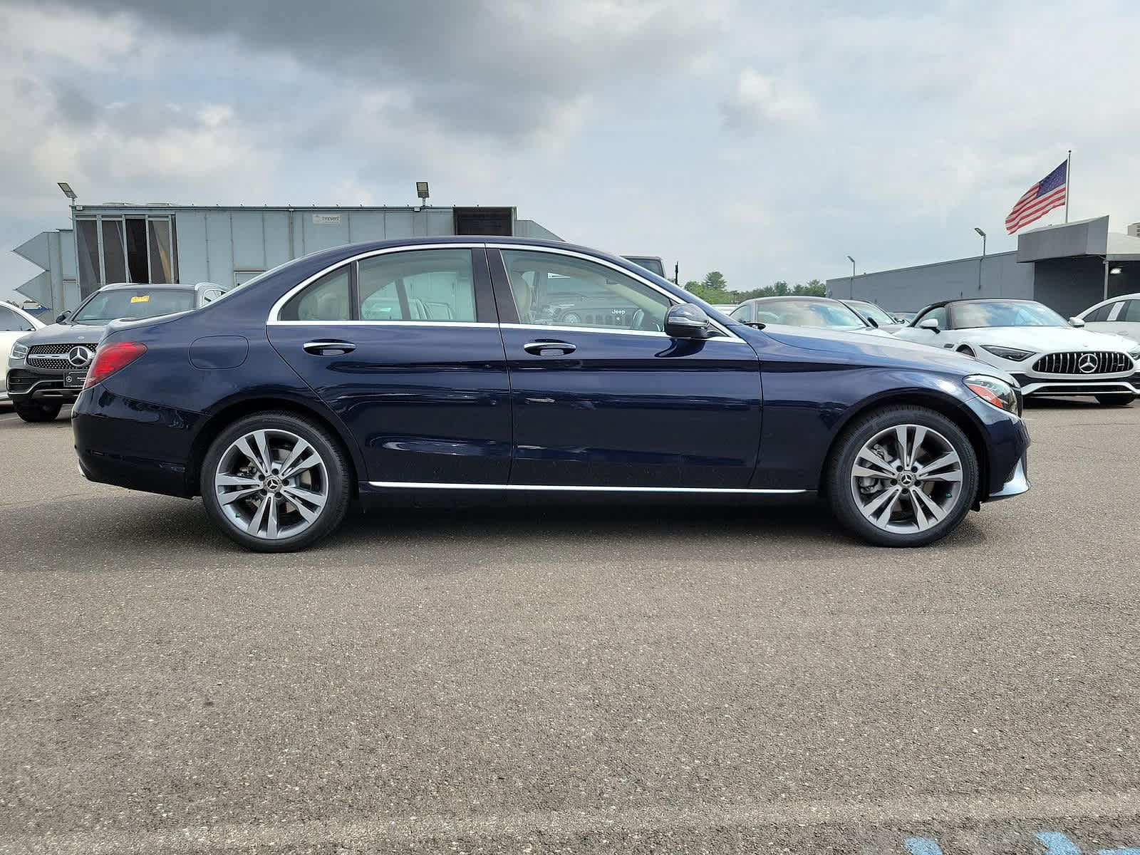 Thumbnail: 2021 Mercedes-Benz C-Class - 26