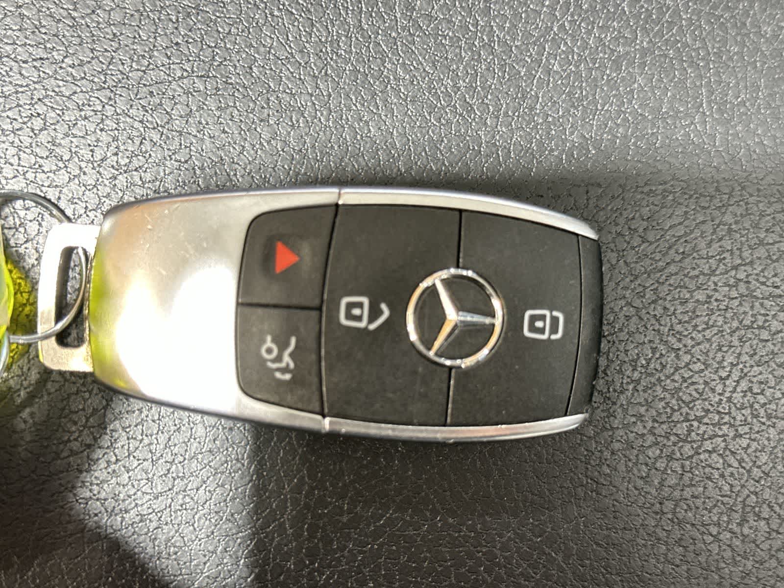 Thumbnail: 2023 Mercedes-Benz GLA - 32