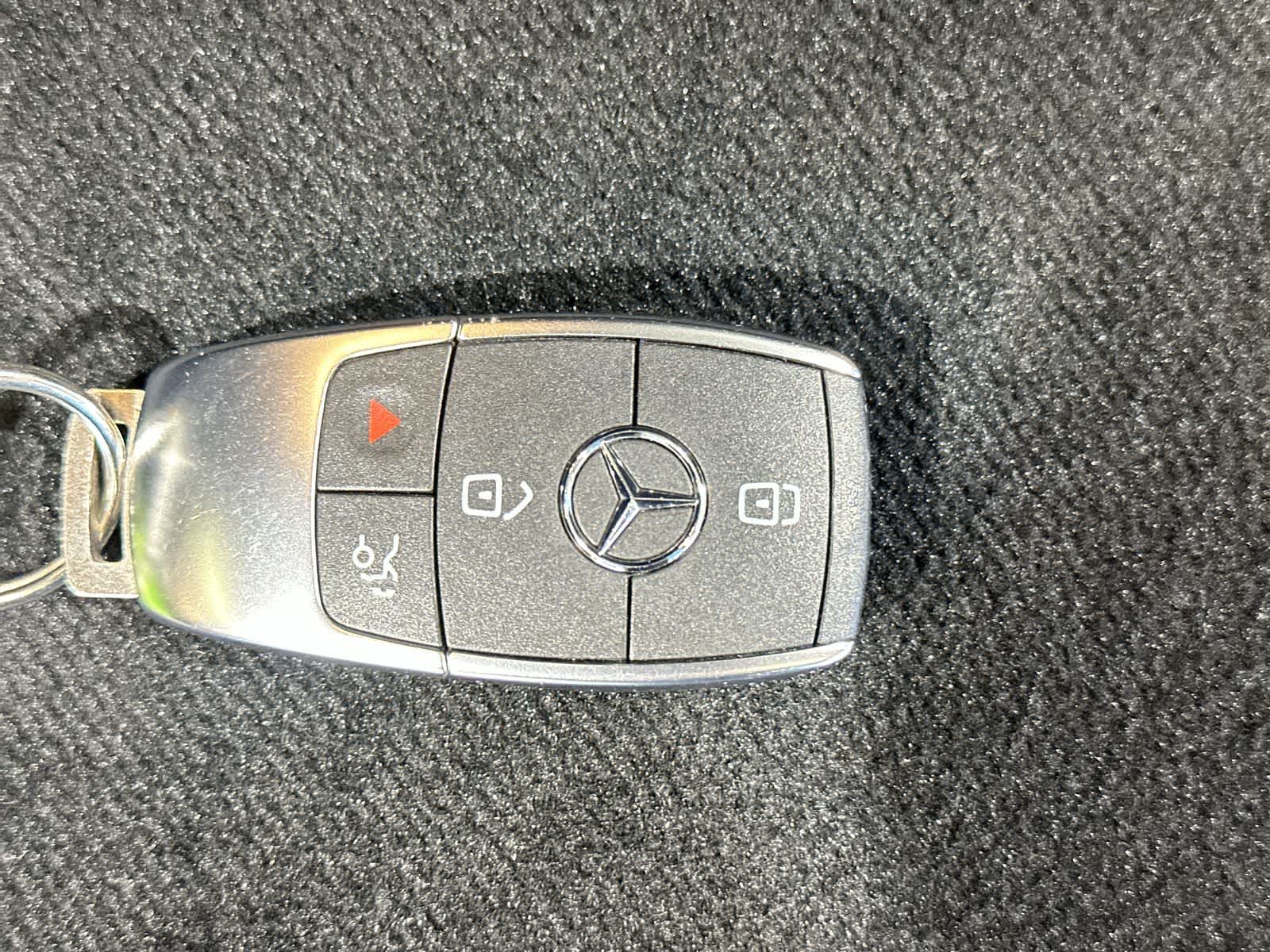 Thumbnail: 2022 Mercedes-Benz GLE - 32