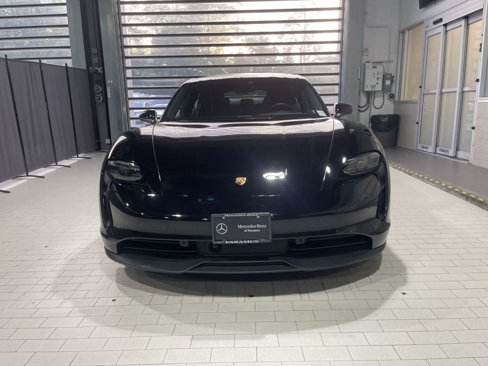 Thumbnail: 2021 Porsche Taycan - 18
