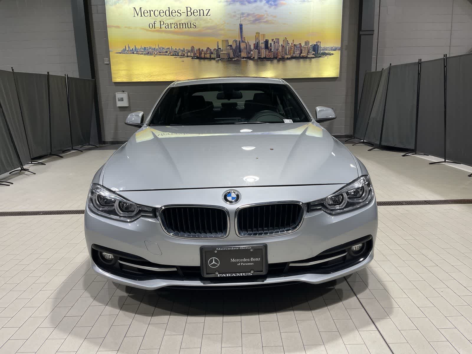 Thumbnail: 2018 BMW 3 Series - 6