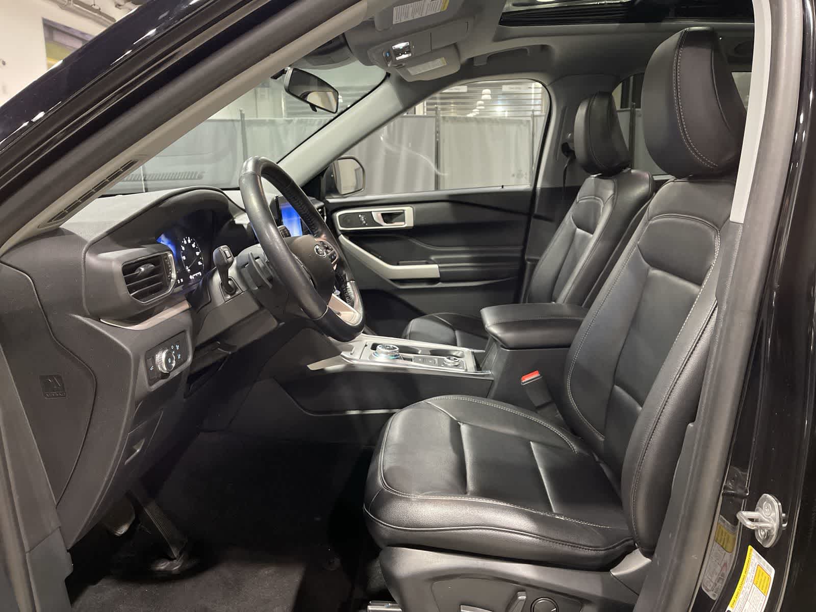 Thumbnail: 2020 Ford Explorer - 14