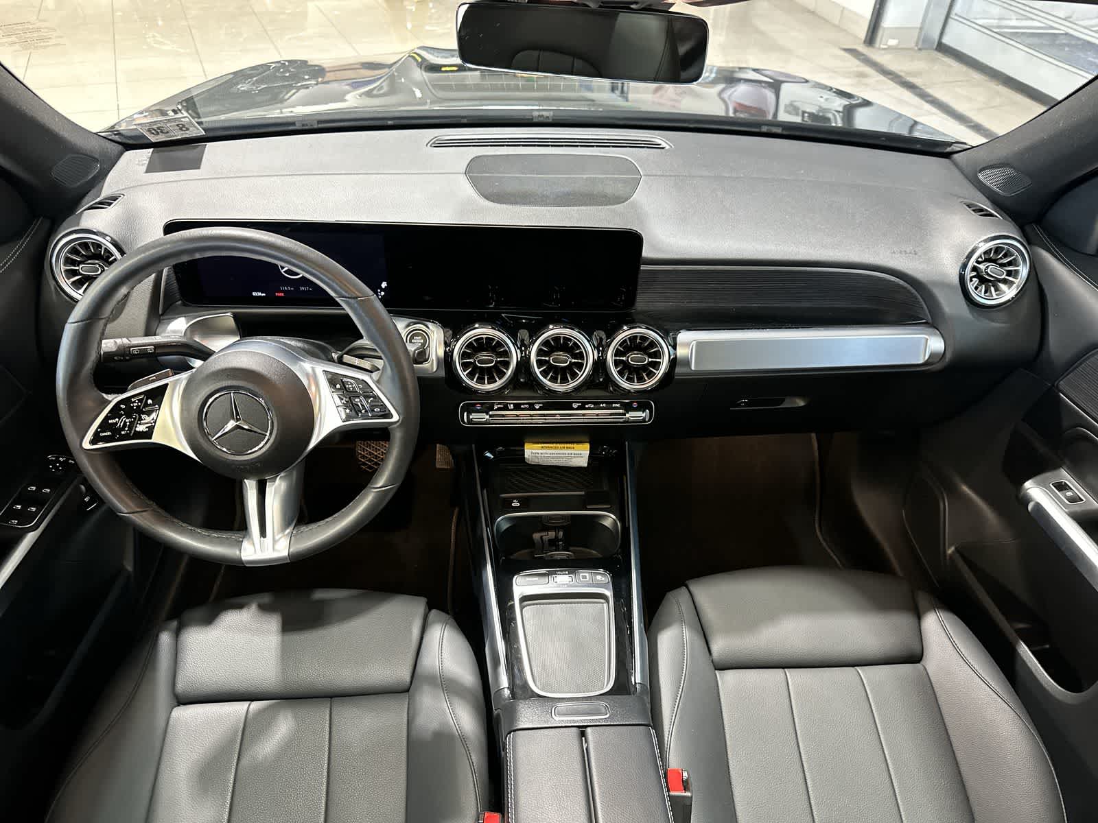 Thumbnail: 2025 Mercedes-Benz GLB - 22